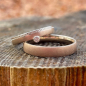 Preview: Trauringe Lagerfeuer-Romantik mit Brillant