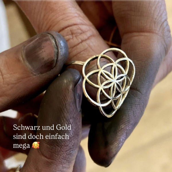 Ring Mandala in Arbeit