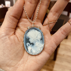 Anhänger Gemme mit Kette