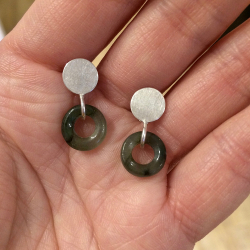 Ohrhaenger Silber, Jade